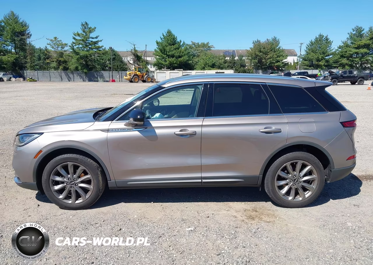 2021 Lincoln Corsair Standard VIN:5LMCJ1D92MUL08772 - 14