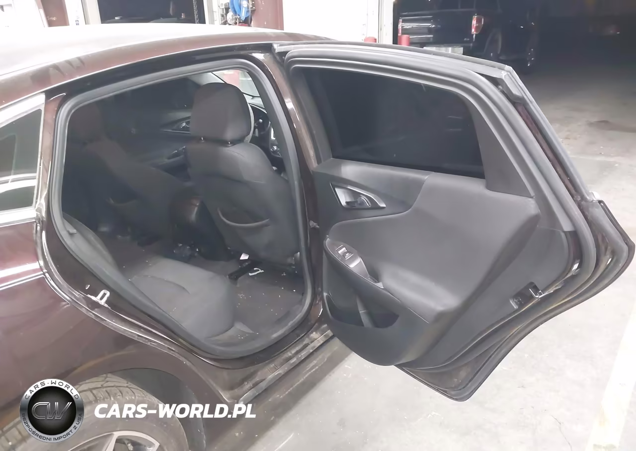 2021 Chevrolet Malibu Rs VIN:1G1ZG5ST1MF040400 - 8