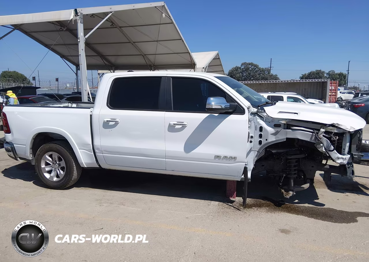 2020 Ram 1500 Laramie 4X2 5'7 Box VIN:1C6RREJT3LN320835 - 14