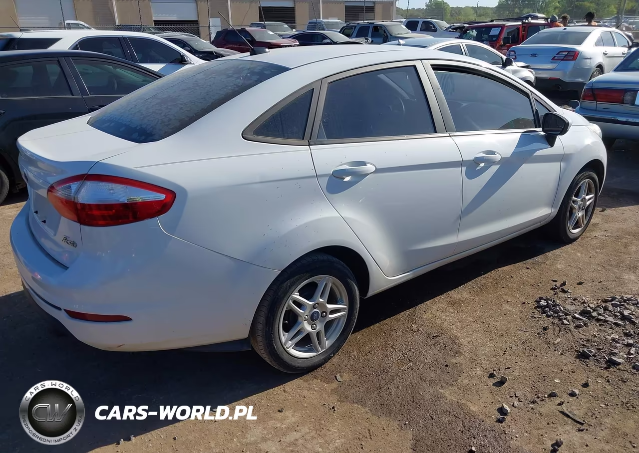 2019 Ford Fiesta Se VIN:3FADP4BJ5KM135295 - 4