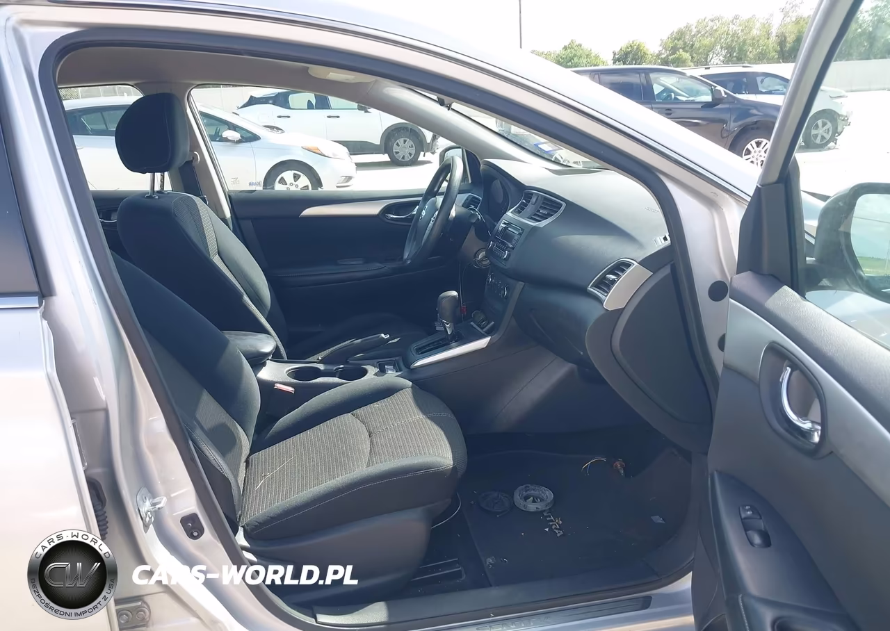 2017 Nissan Sentra S VIN:3N1AB7APXHY291727 - 5