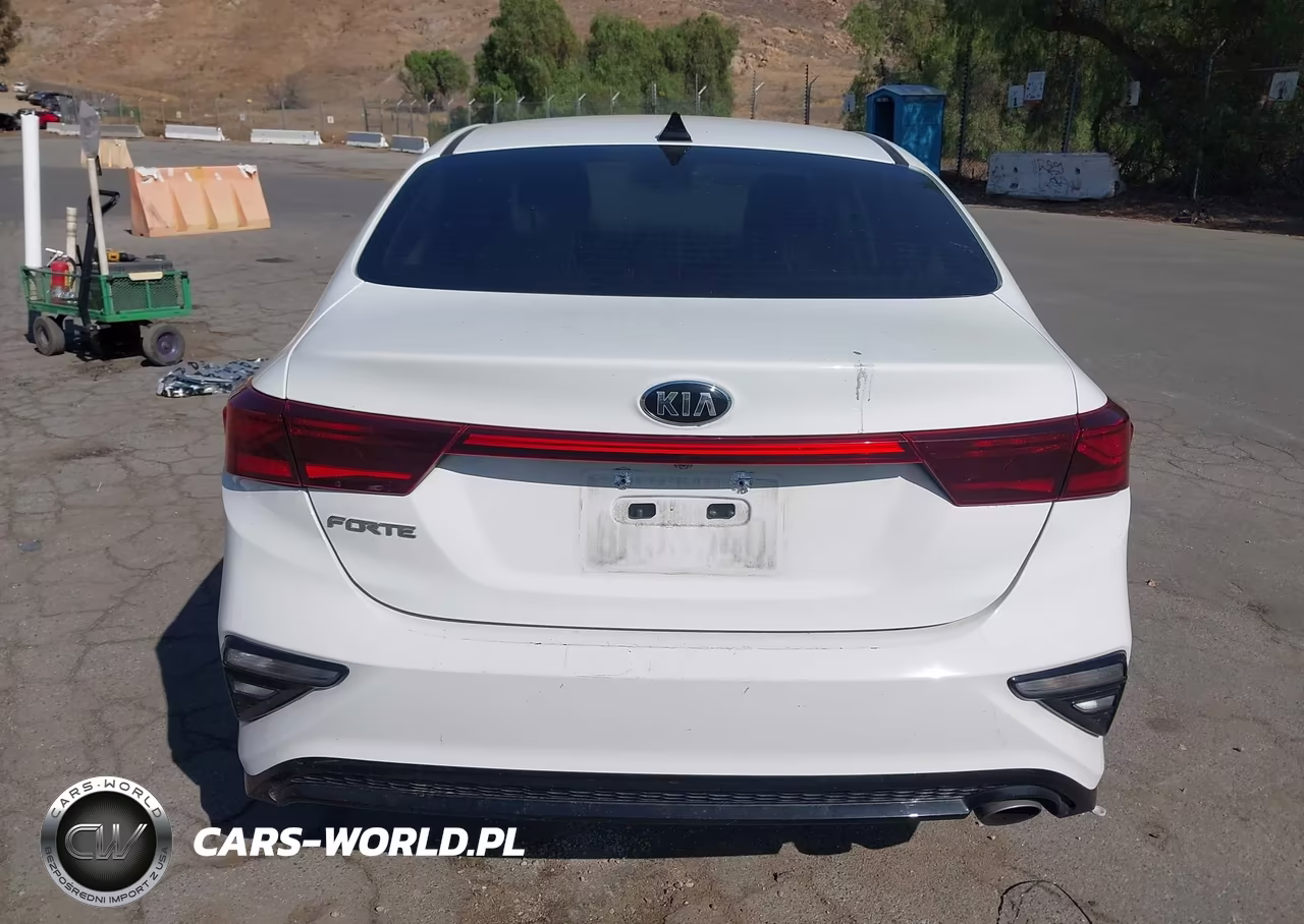 2020 Kia Forte Lxs VIN:3KPF24ADXLE175039 - 16