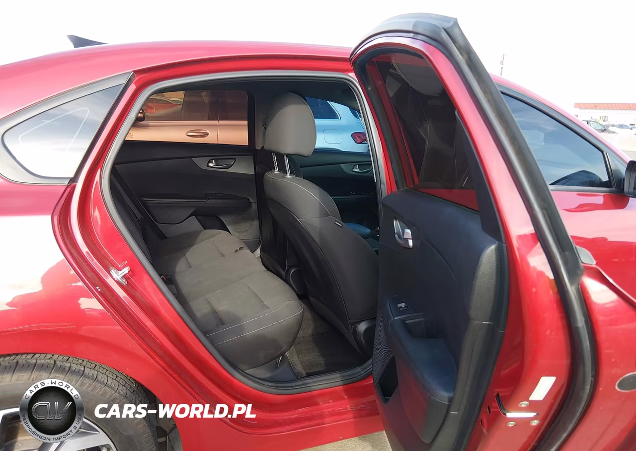 2020 Kia Forte Lxs VIN:3KPF24AD8LE151113 - 8