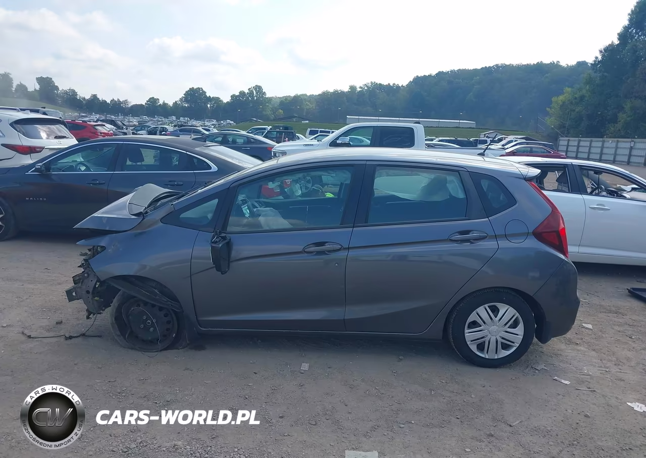 2019 Honda Fit Lx VIN:3HGGK5H43KM747199 - 14