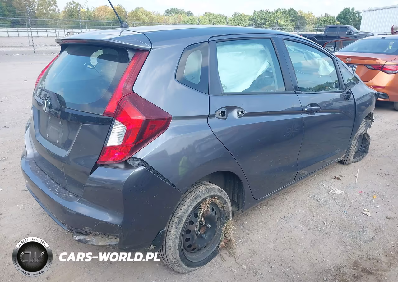 2019 Honda Fit Lx VIN:3HGGK5H43KM747199 - 4