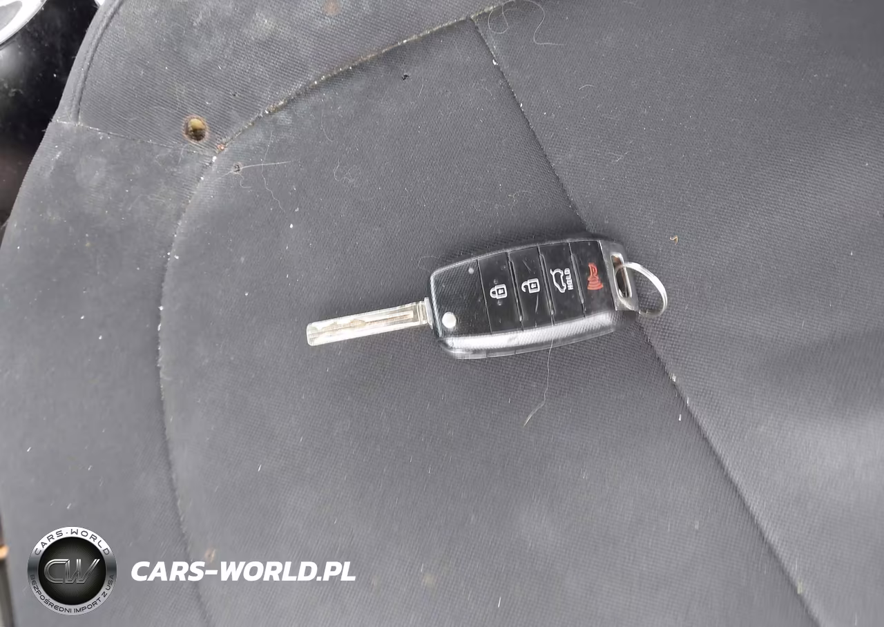 2014 Kia Soul VIN:KNDJN2A24E7064672 - 11