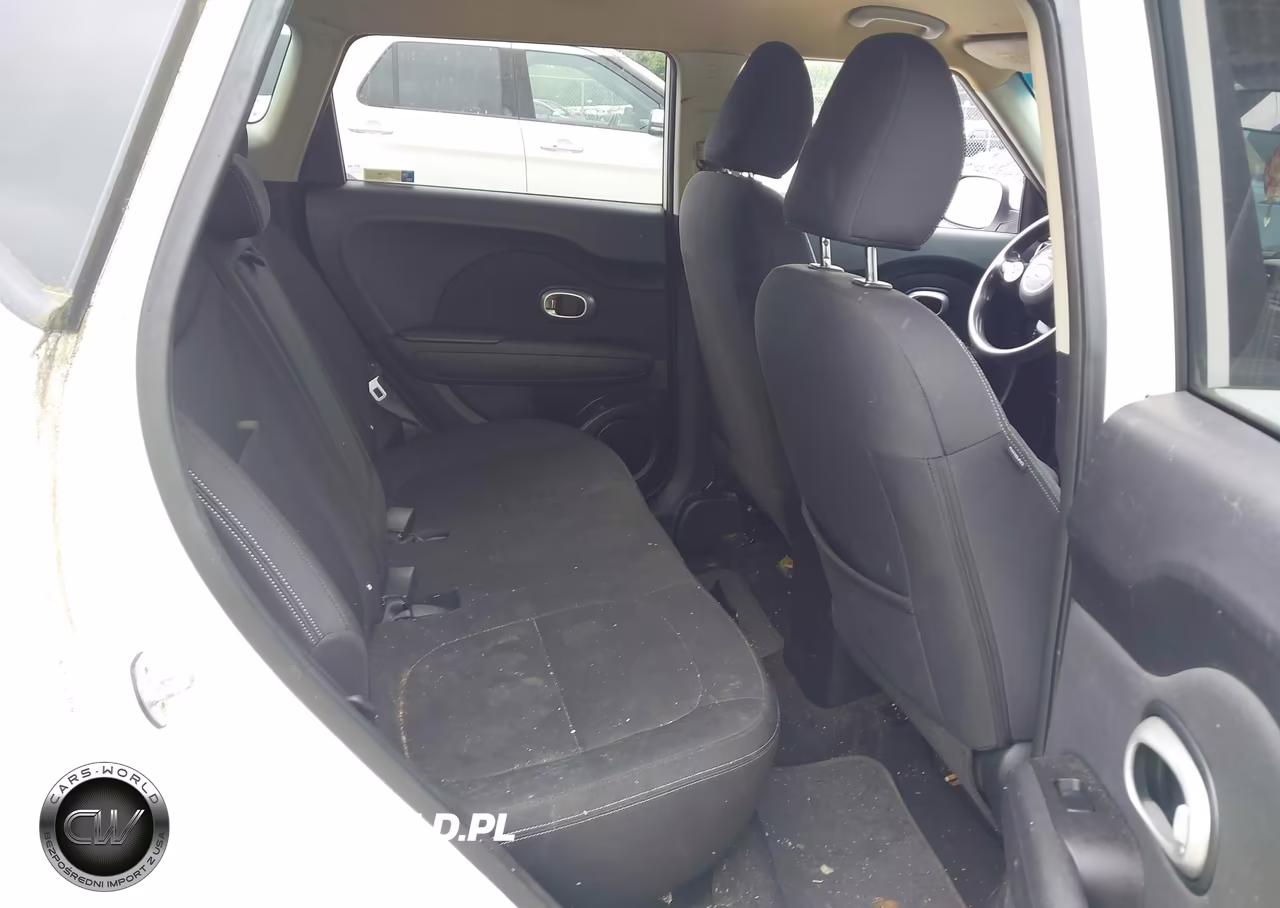 2014 Kia Soul VIN:KNDJN2A24E7064672 - 8