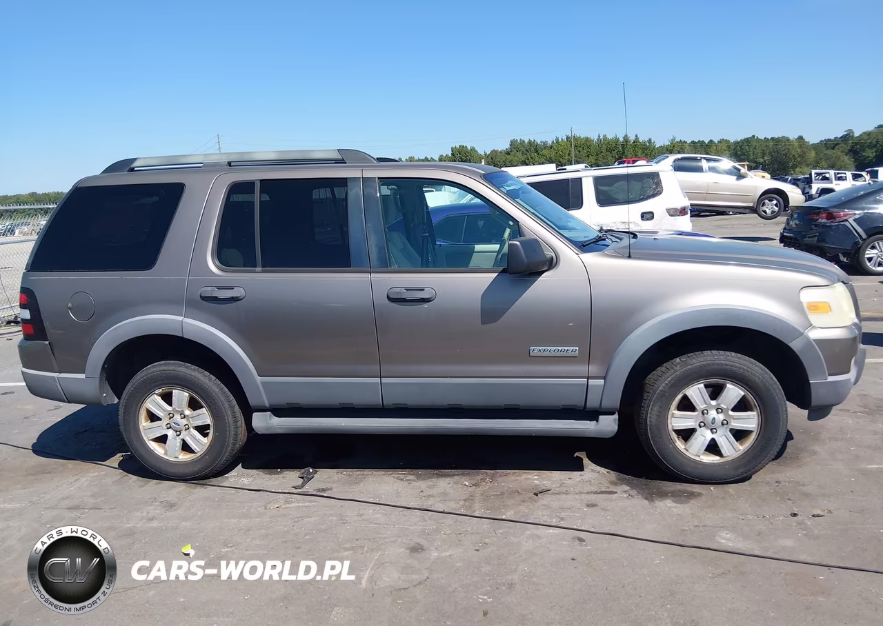 2006 Ford Explorer Xlt VIN:1FMEU63E56UA14915 - 13