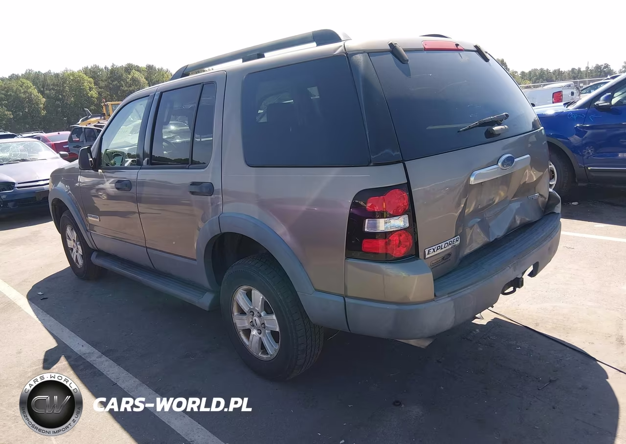 2006 Ford Explorer Xlt VIN:1FMEU63E56UA14915 - 3