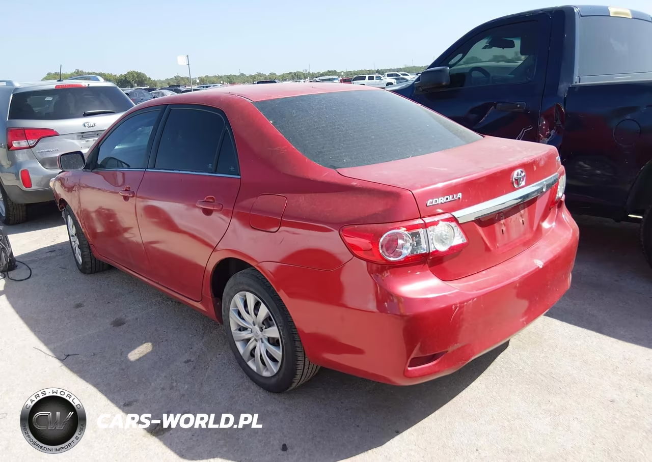 2013 Toyota Corolla Le VIN:5YFBU4EE8DP149549 - 3