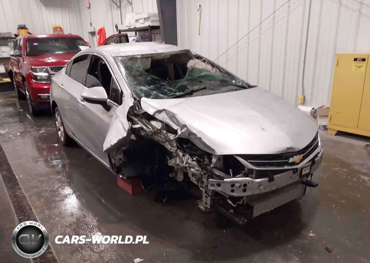 2017 Chevrolet Cruze Premier Auto VIN:1G1BF5SMXH7137365 - 6