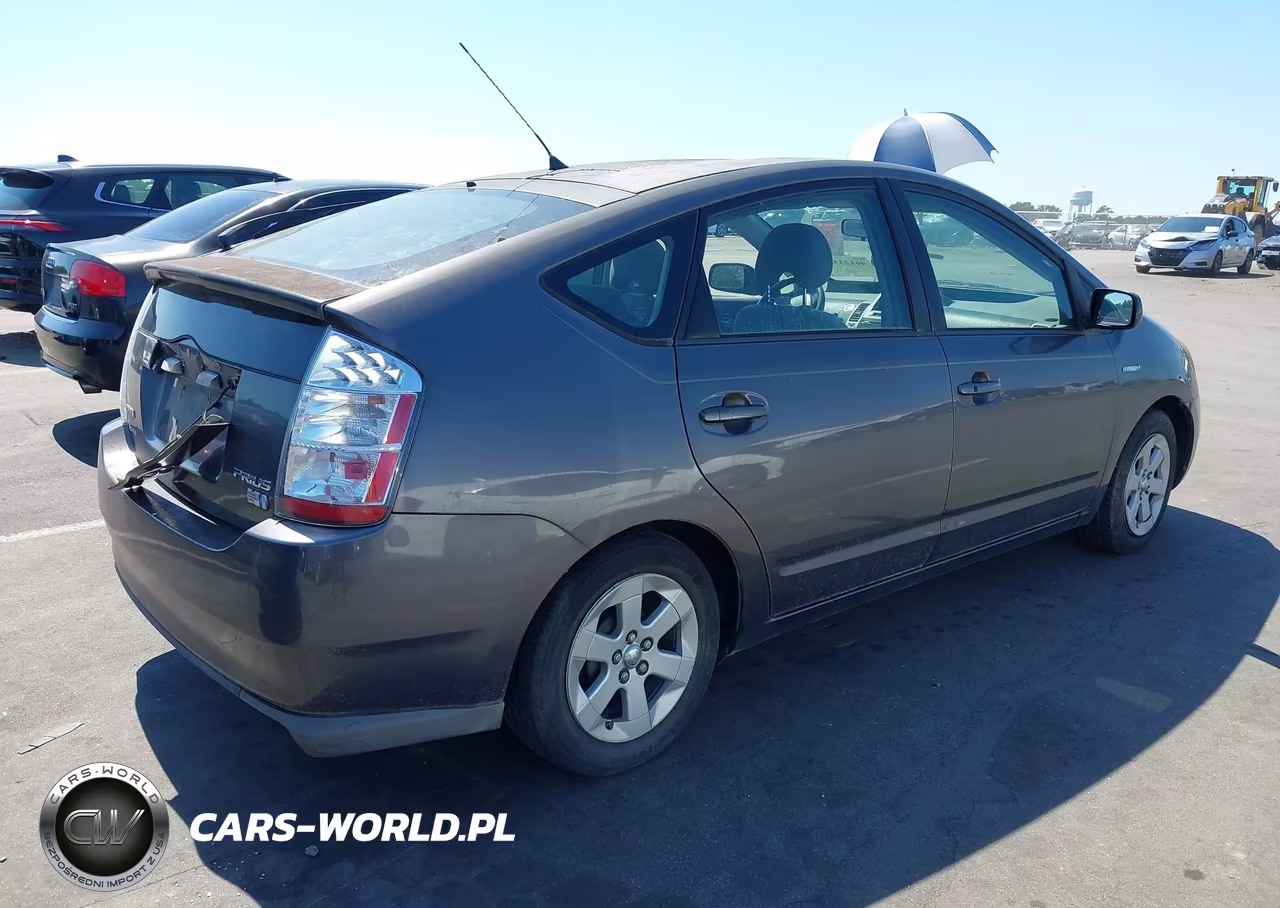 2008 Toyota Prius VIN:JTDKB20UX83357777 - 4