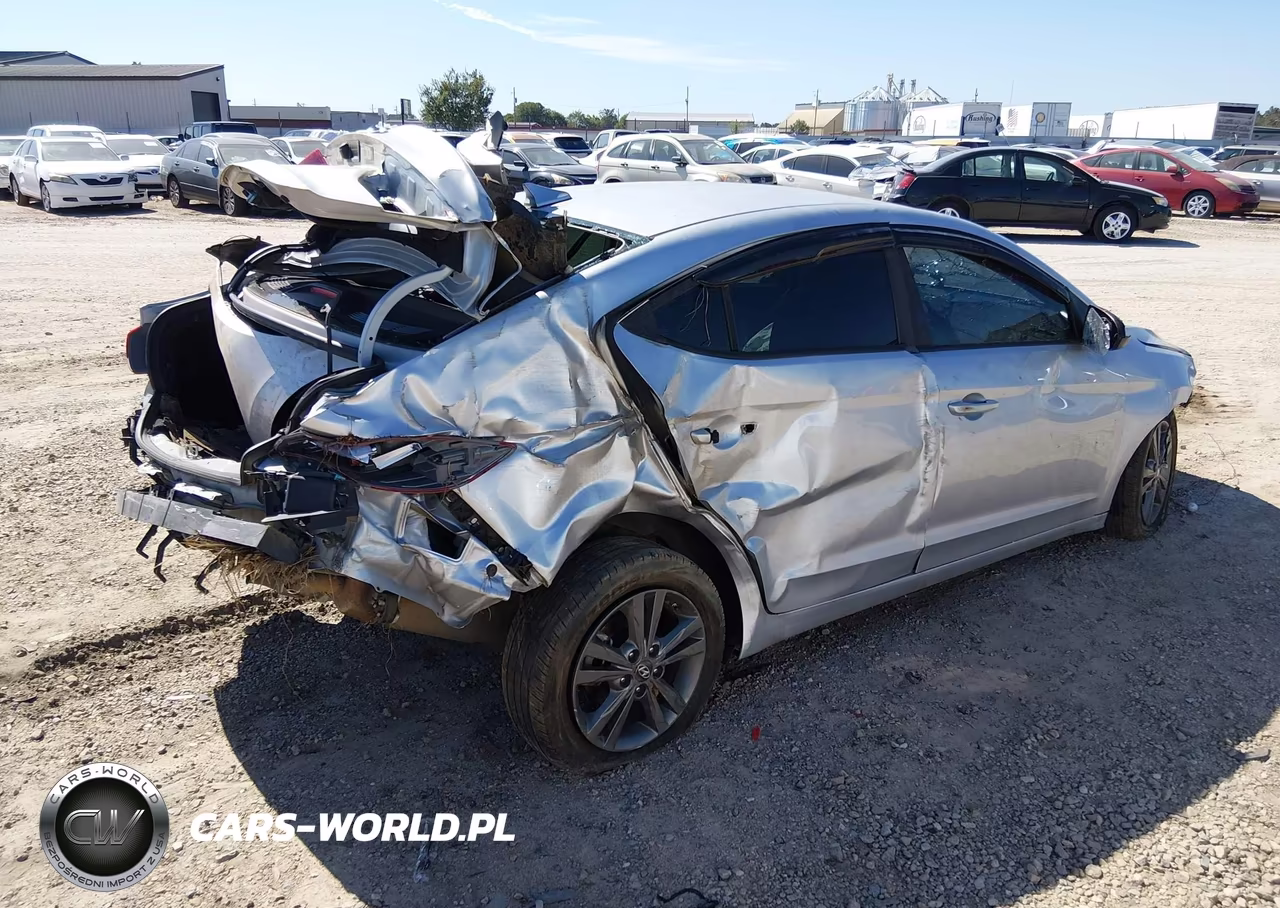 2018 Hyundai Elantra Sel VIN:5NPD84LF9JH328698 - 4