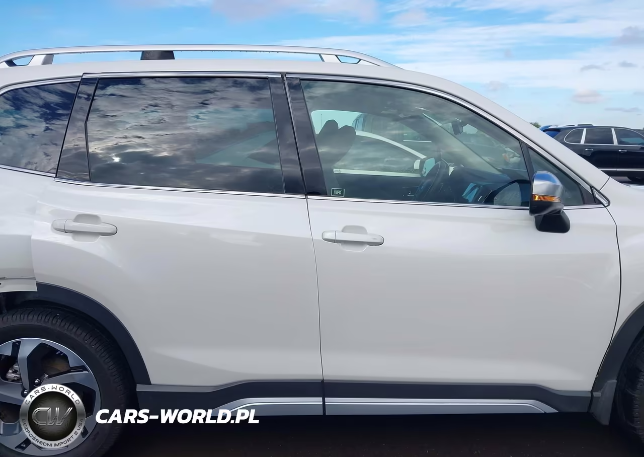 2023 Subaru Forester Touring VIN:JF2SKARC7PH510543 - 14