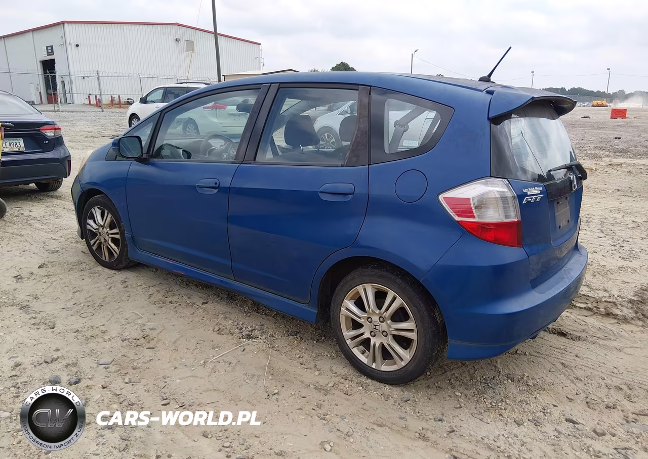 2009 Honda Fit Sport VIN:JHMGE88439S005120 - 3