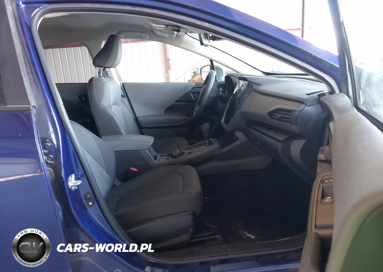 2024 Subaru Crosstrek Premium VIN:JF2GUADC4R8376763 - 5