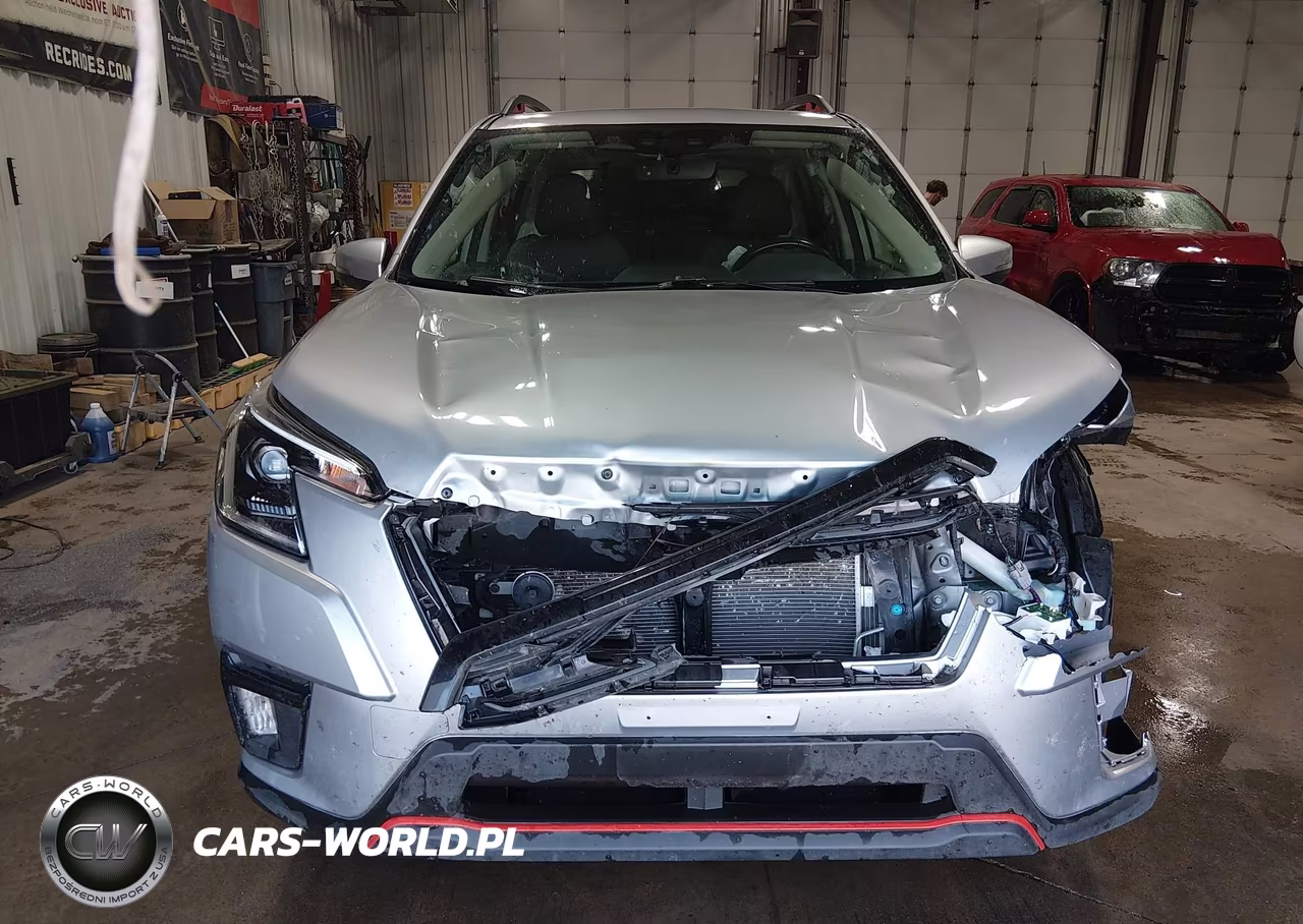 2022 Subaru Forester Sport VIN:JF2SKAJC9NH415944 - 13