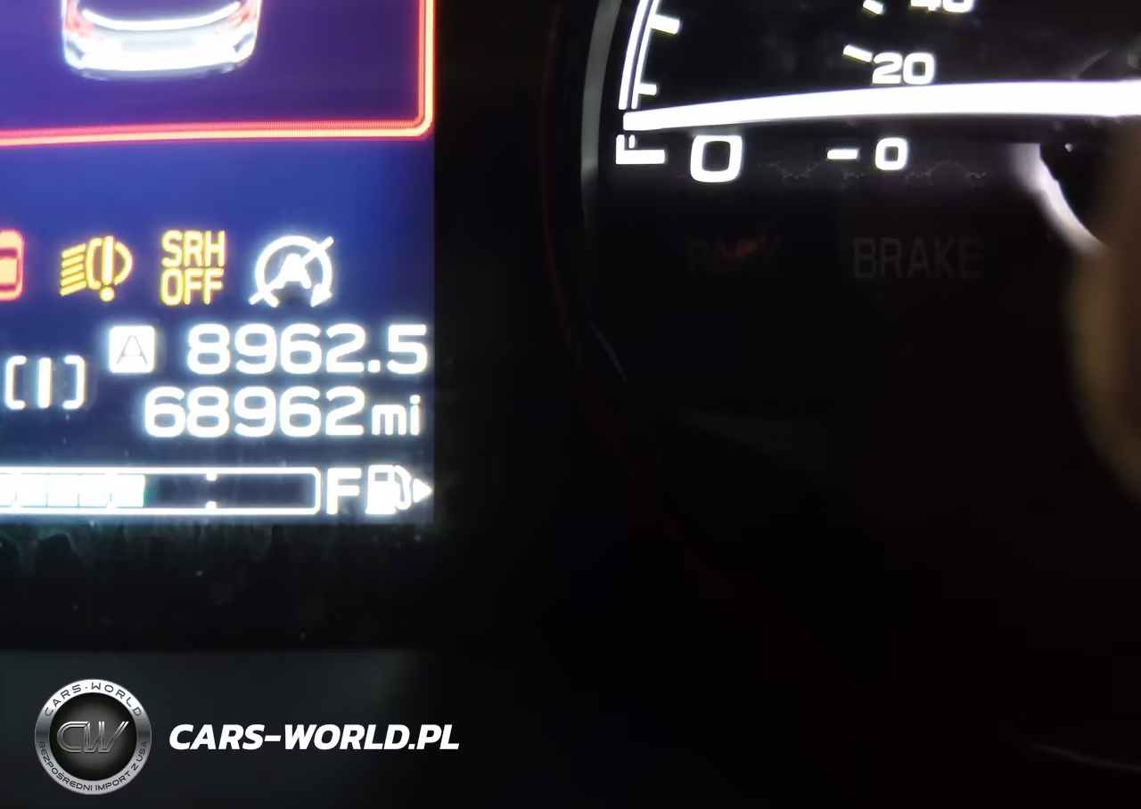 2022 Subaru Forester Sport VIN:JF2SKAJC9NH415944 - 16