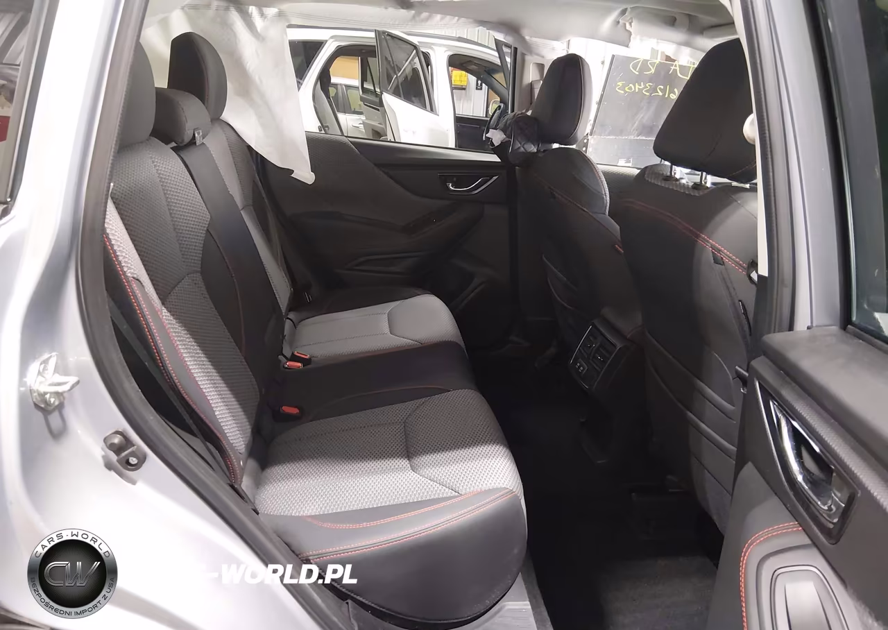 2022 Subaru Forester Sport VIN:JF2SKAJC9NH415944 - 8