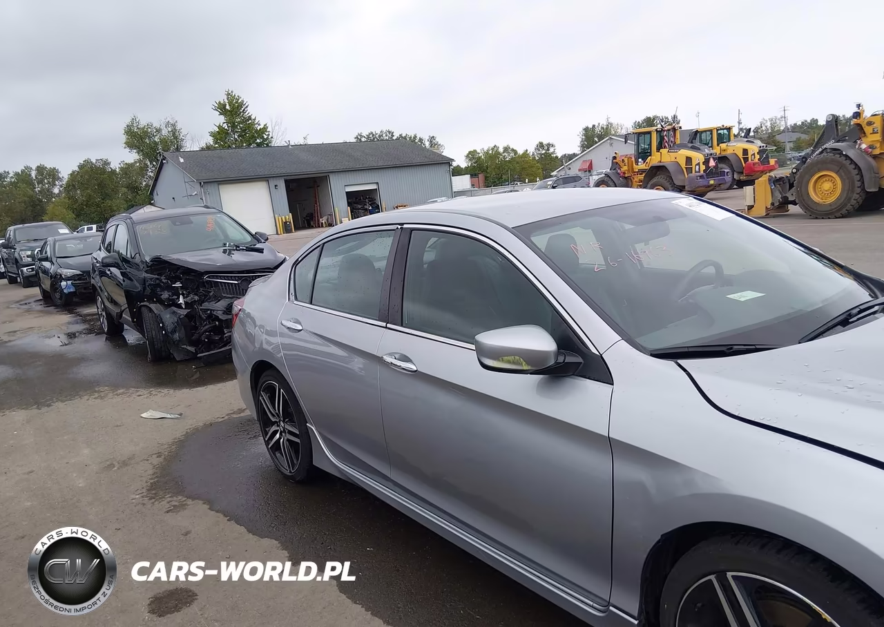 2016 Honda Accord Sport VIN:1HGCR2F53GA108572 - 13