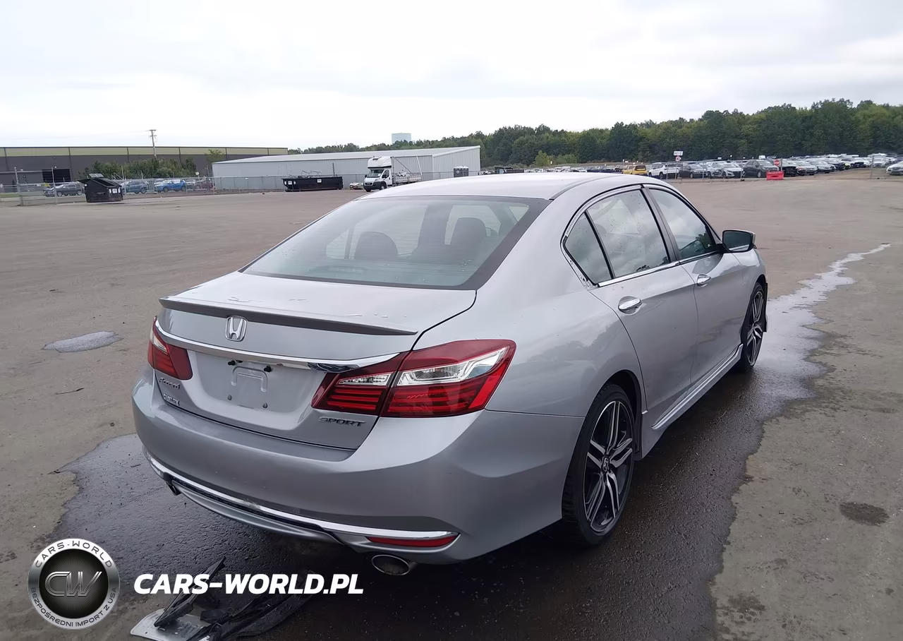 2016 Honda Accord Sport VIN:1HGCR2F53GA108572 - 4