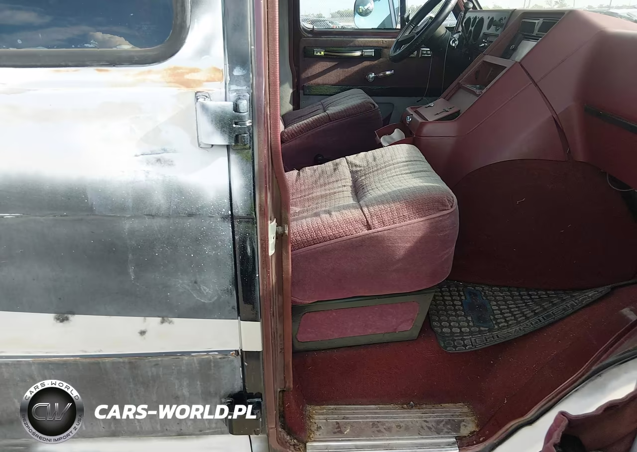 1990 Chevrolet G20 VIN:1GBEG25K0L7162167 - 5