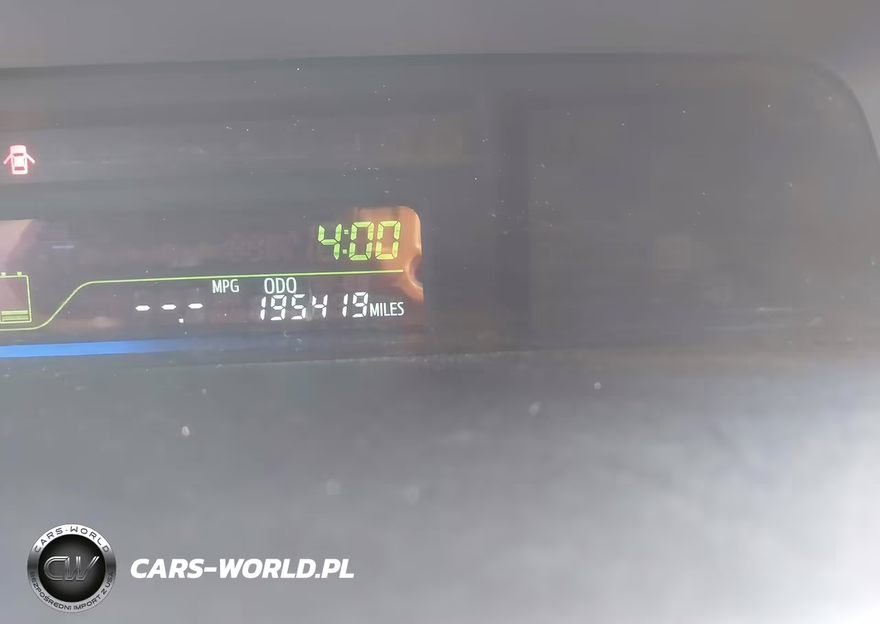 2012 Toyota Prius V Five VIN:JTDZN3EU6C3160375 - 15