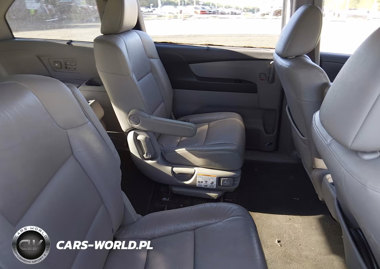 2012 Honda Odyssey Touring-Touring Elite VIN:5FNRL5H91CB018849 - 8