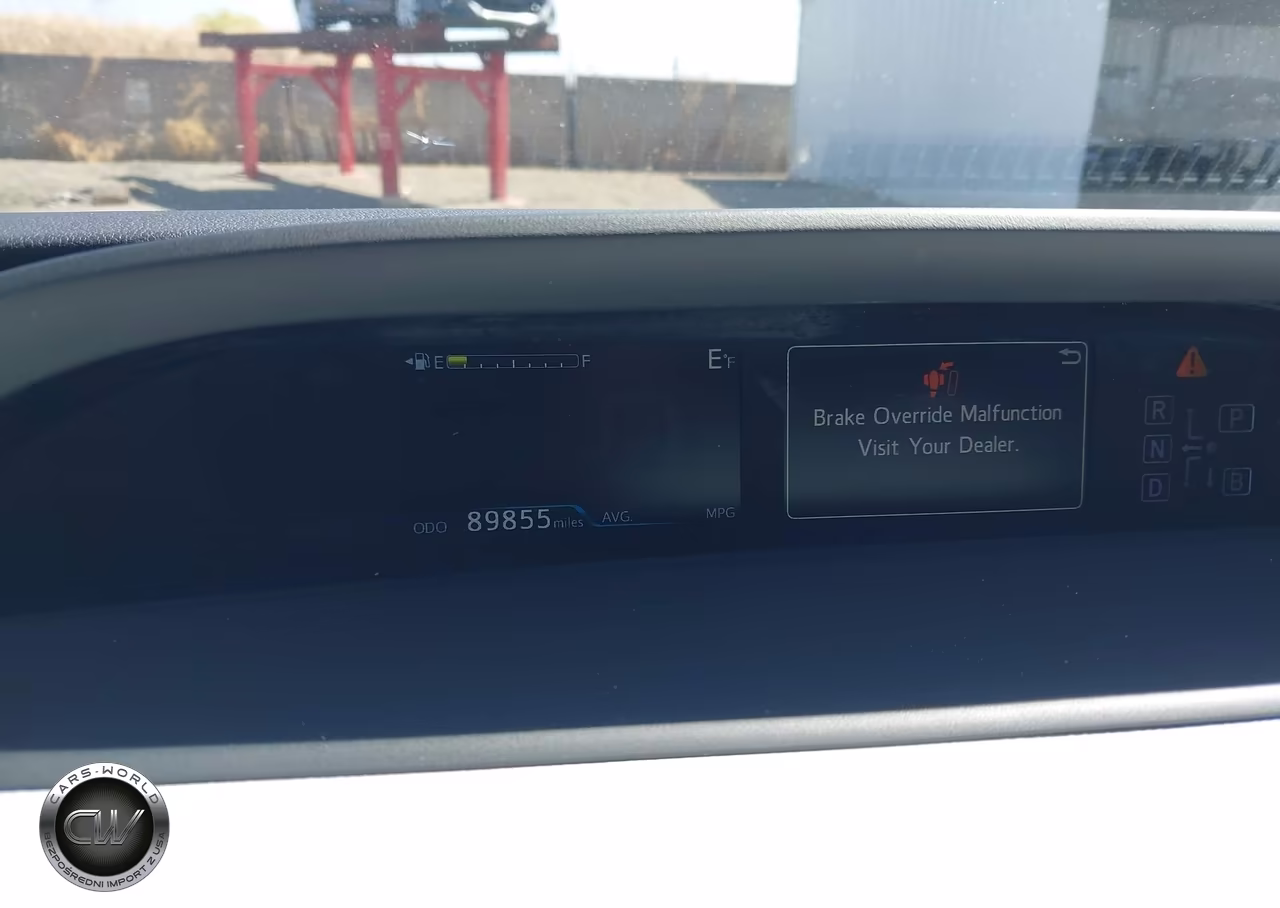 2017 Toyota Prius Two VIN:JTDKBRFU4H3550846 - 7