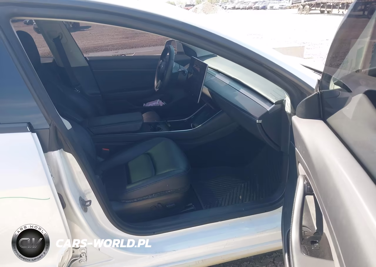 2020 Tesla Model 3 Standard Range Plus Rear-Wheel Drive-Standard Range Rear-Wheel Drive VIN:5YJ3E1EA1LF612820 - 5