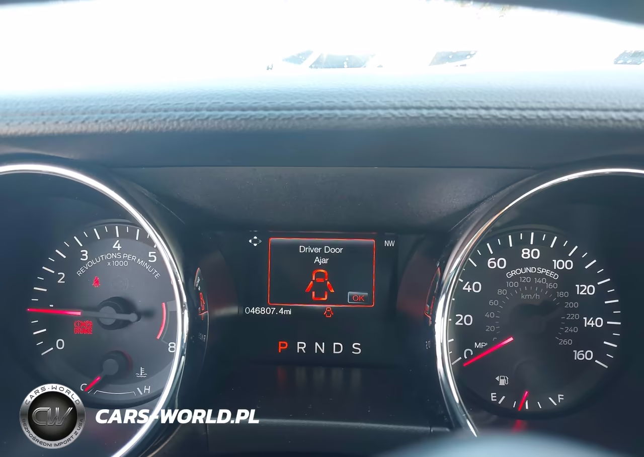 2016 Ford Mustang V6 VIN:1FA6P8AM3G5323628 - 7