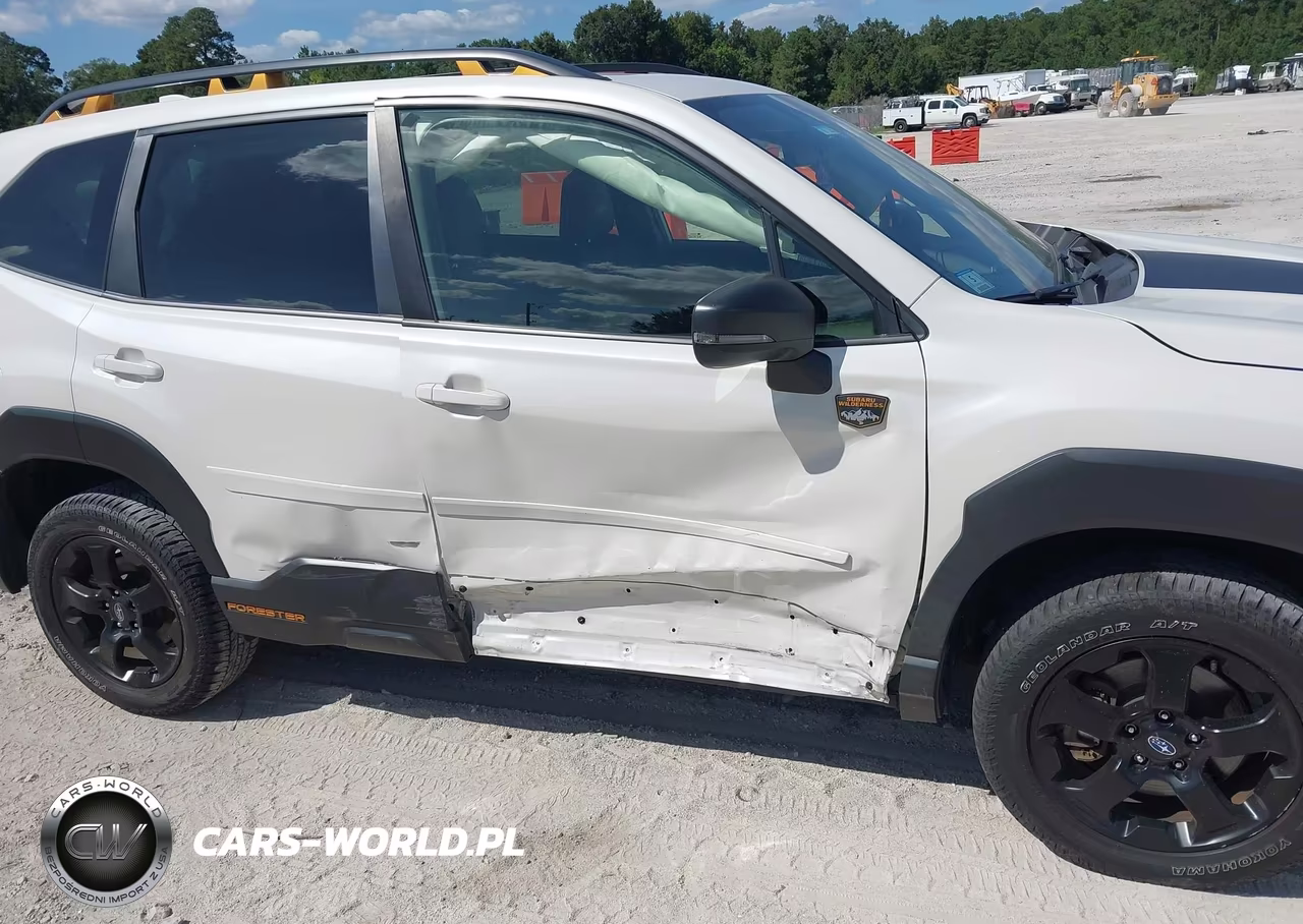 2022 Subaru Forester Wilderness VIN:JF2SKAMC9NH529941 - 13