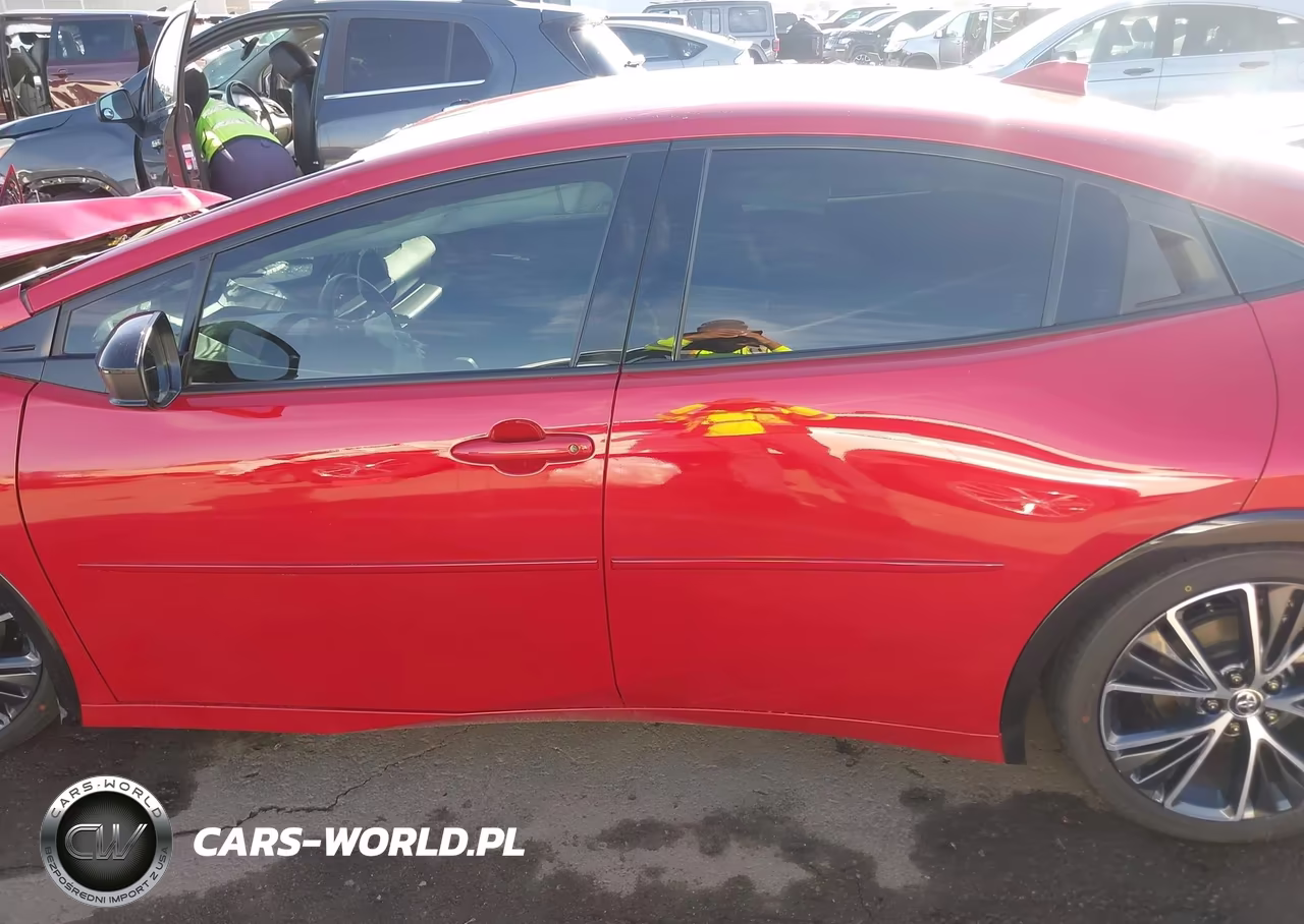 2024 Toyota Prius Xle VIN:JTDACAAU4R3041858 - 14