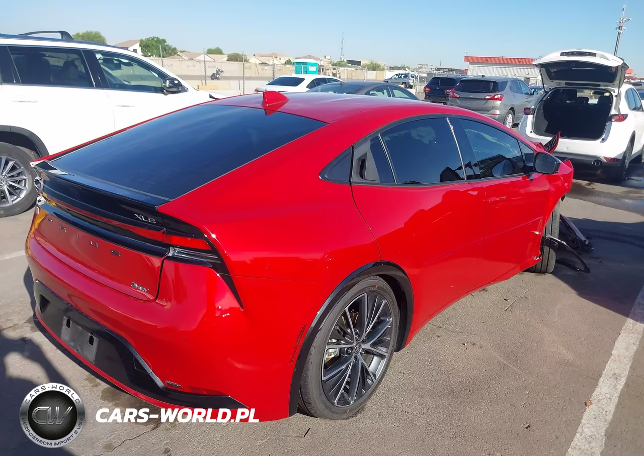 2024 Toyota Prius Xle VIN:JTDACAAU4R3041858 - 4