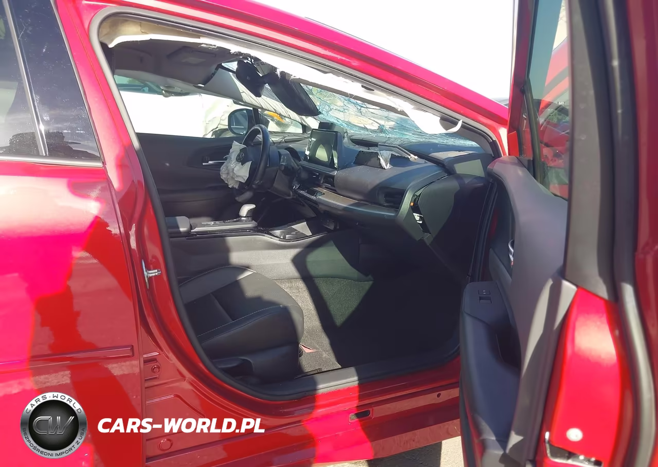 2024 Toyota Prius Xle VIN:JTDACAAU4R3041858 - 5