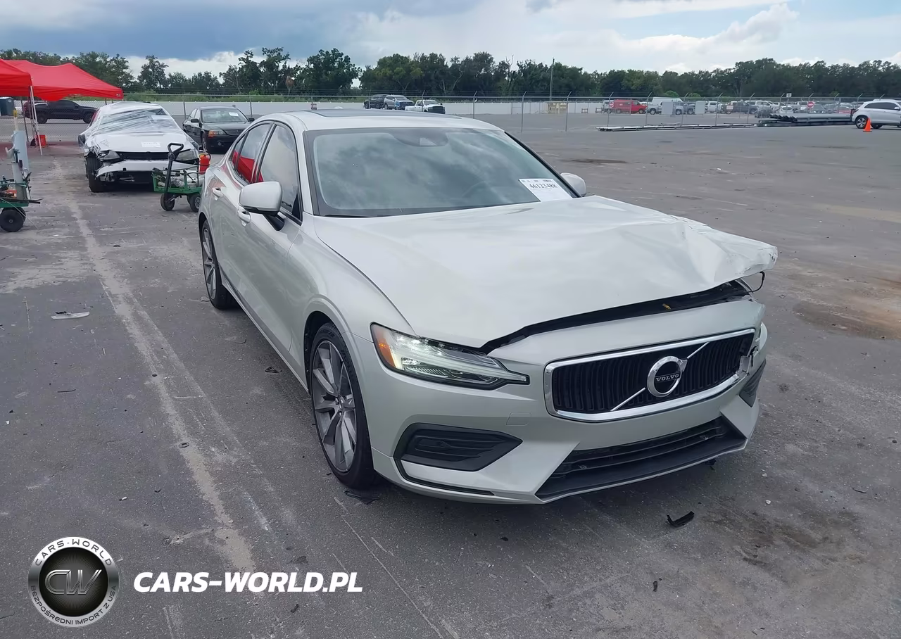 2019 Volvo S60 T5 Momentum VIN:7JR102FK7KG000663 - 1