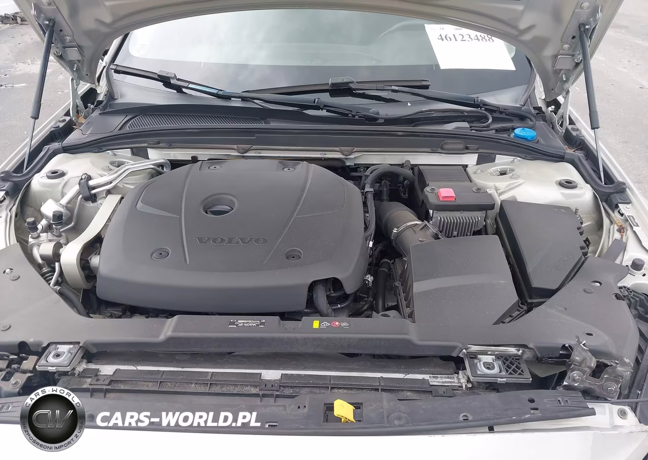 2019 Volvo S60 T5 Momentum VIN:7JR102FK7KG000663 - 10