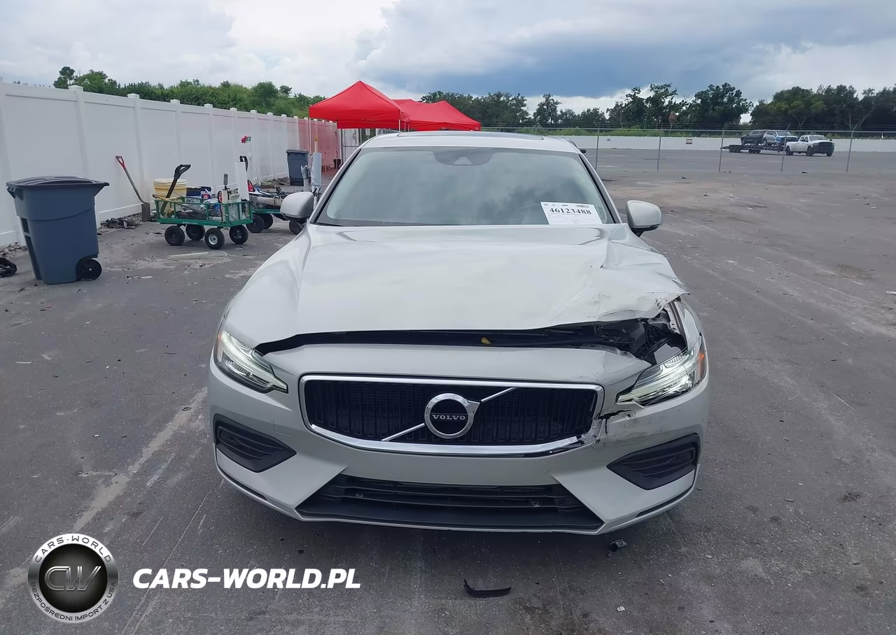 2019 Volvo S60 T5 Momentum VIN:7JR102FK7KG000663 - 12