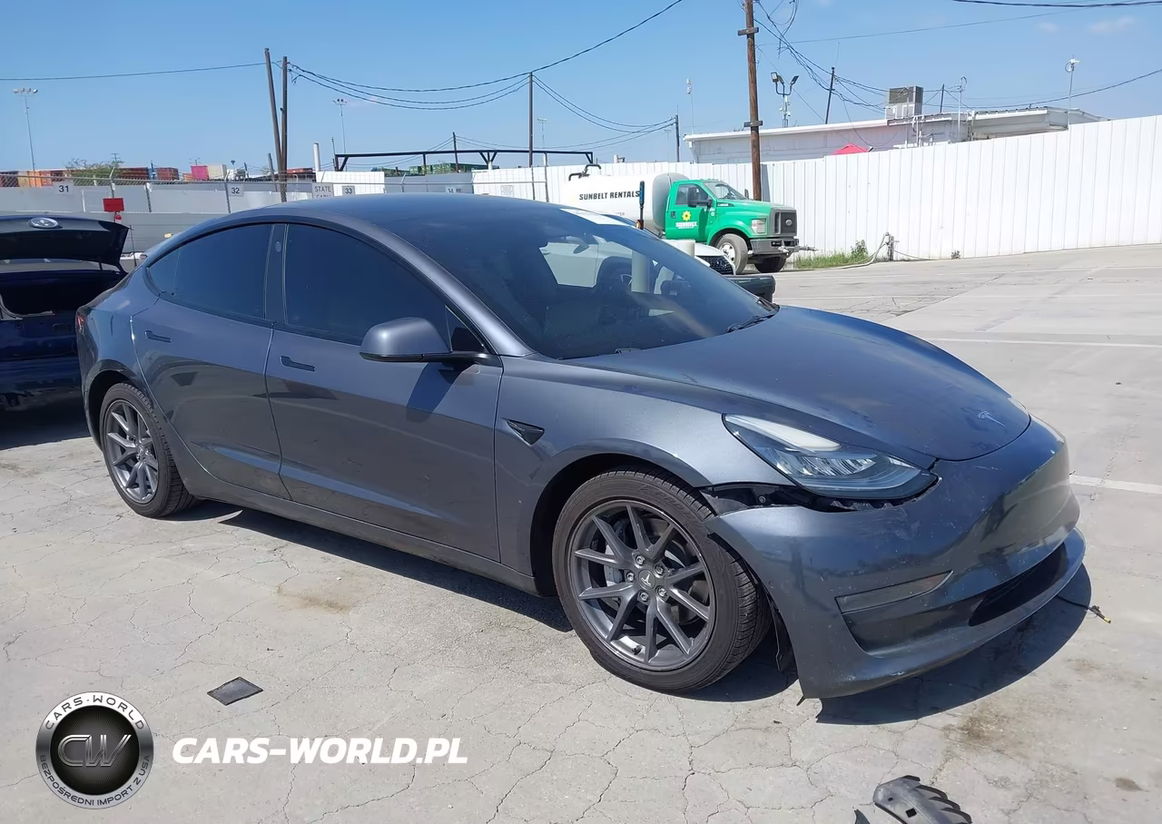 2022 Tesla Model 3 Long Range Dual Motor All-Wheel Drive