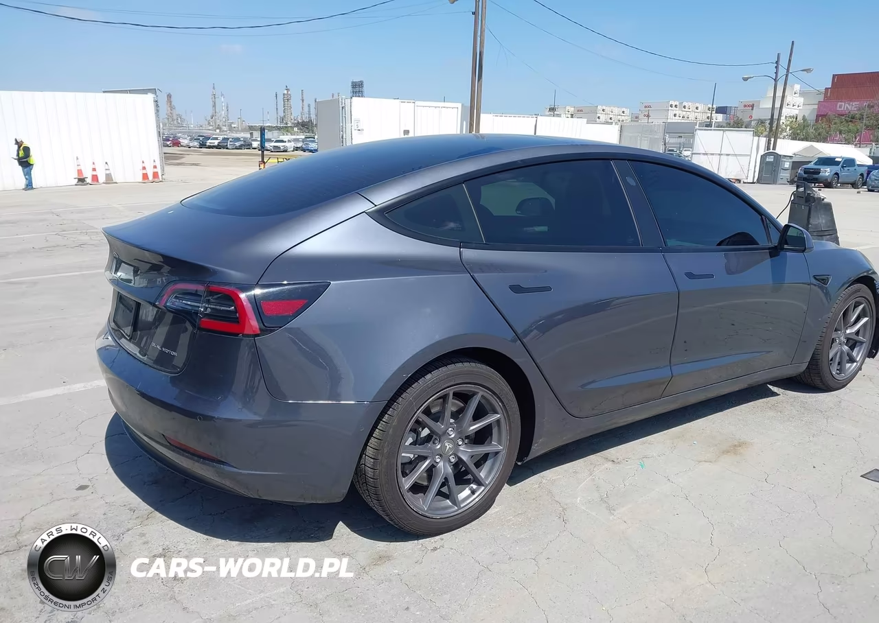 2022 Tesla Model 3 Long Range Dual Motor All-Wheel Drive VIN:5YJ3E1EB8NF241540 - 4
