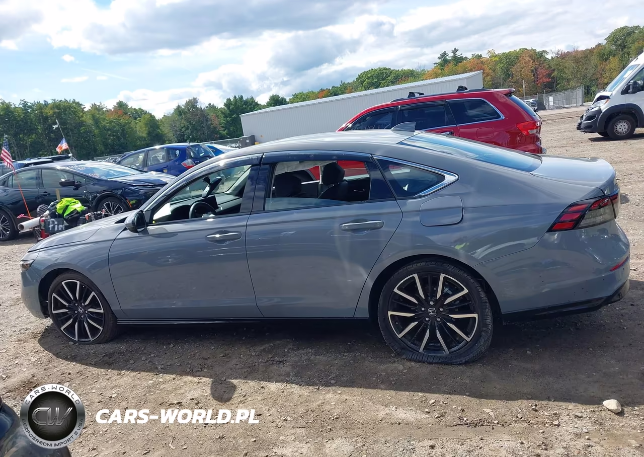 2026 Honda Accord Hybrid Touring VIN:1HGCY2F83TA002985 - 15