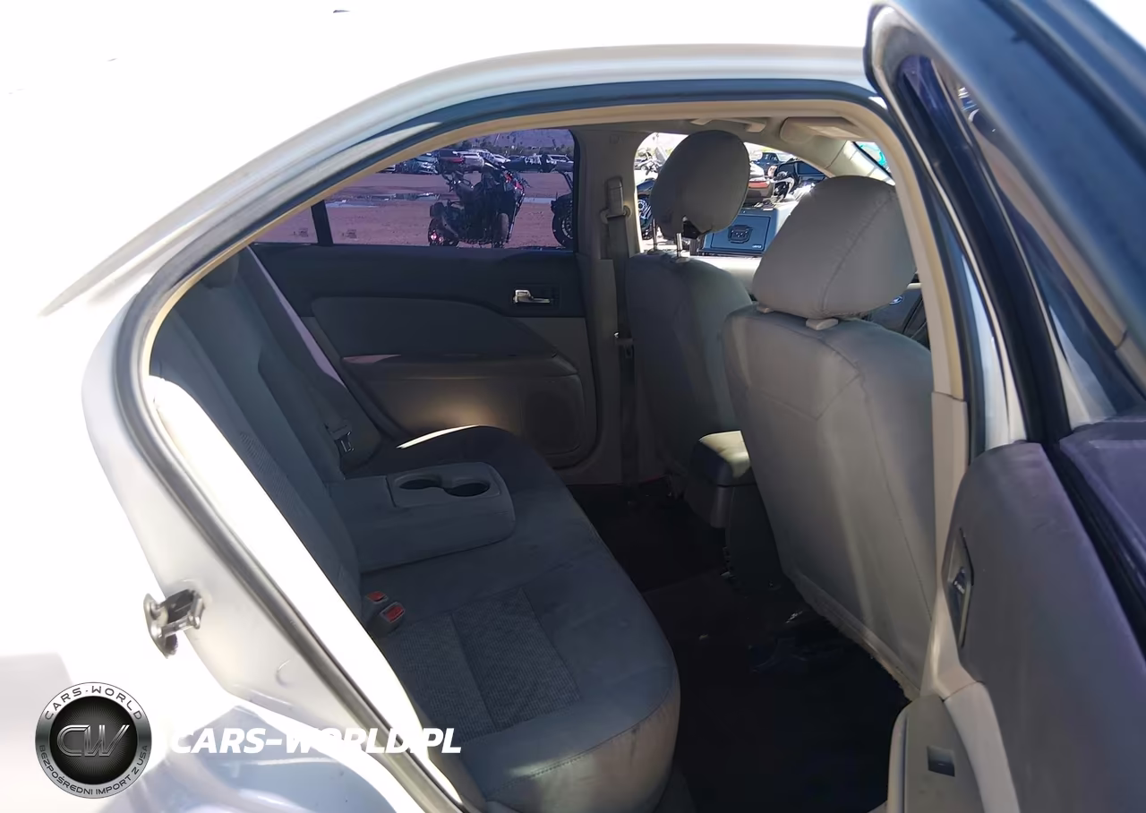 2012 Ford Fusion S VIN:3FAHP0GA9CR377921 - 8