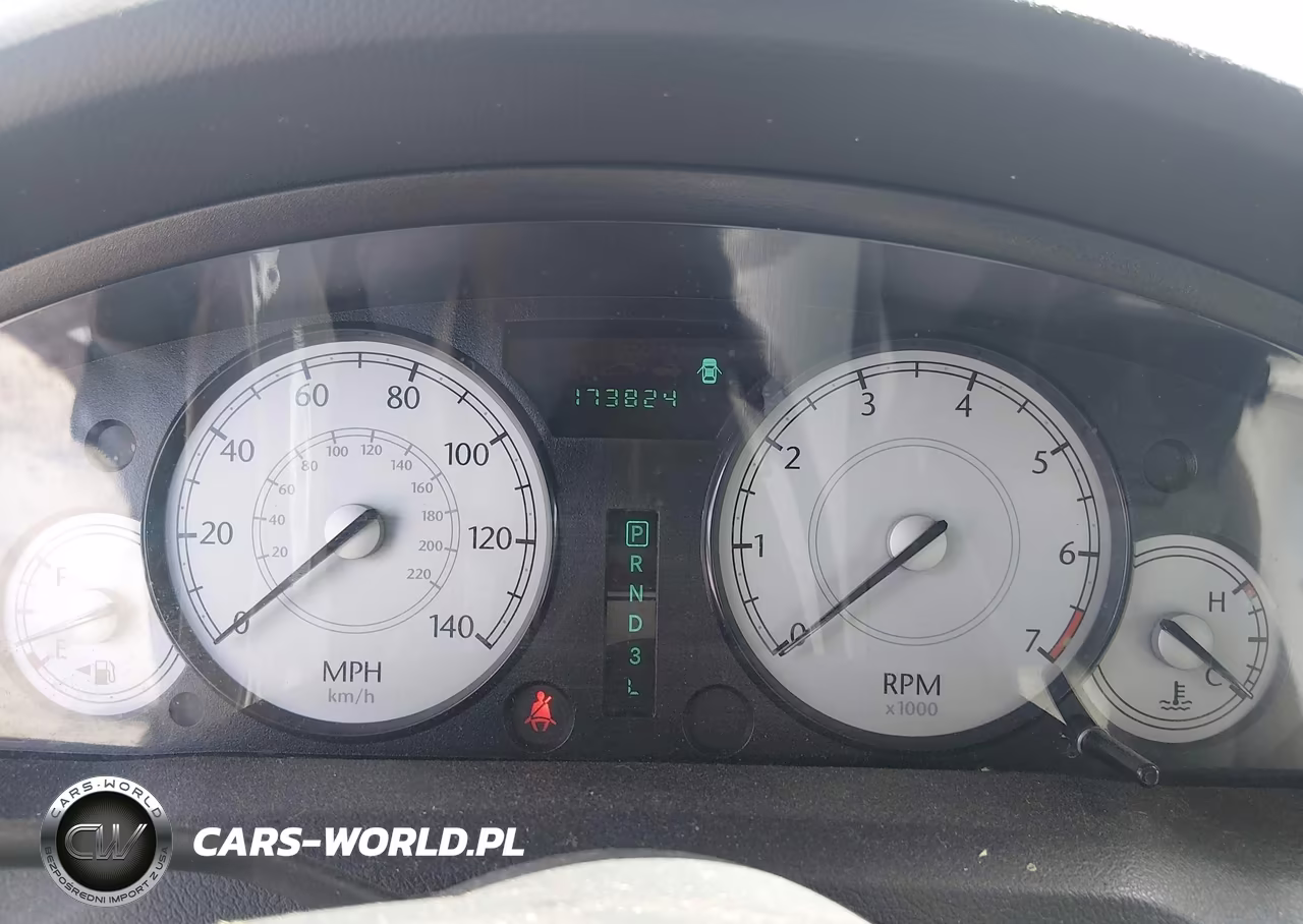 2007 Chrysler 300 VIN:2C3LA43R07H768308 - 7