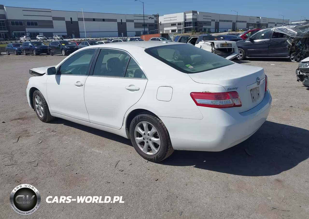 2011 Toyota Camry Le VIN:4T1BF3EK9BU668776 - 3