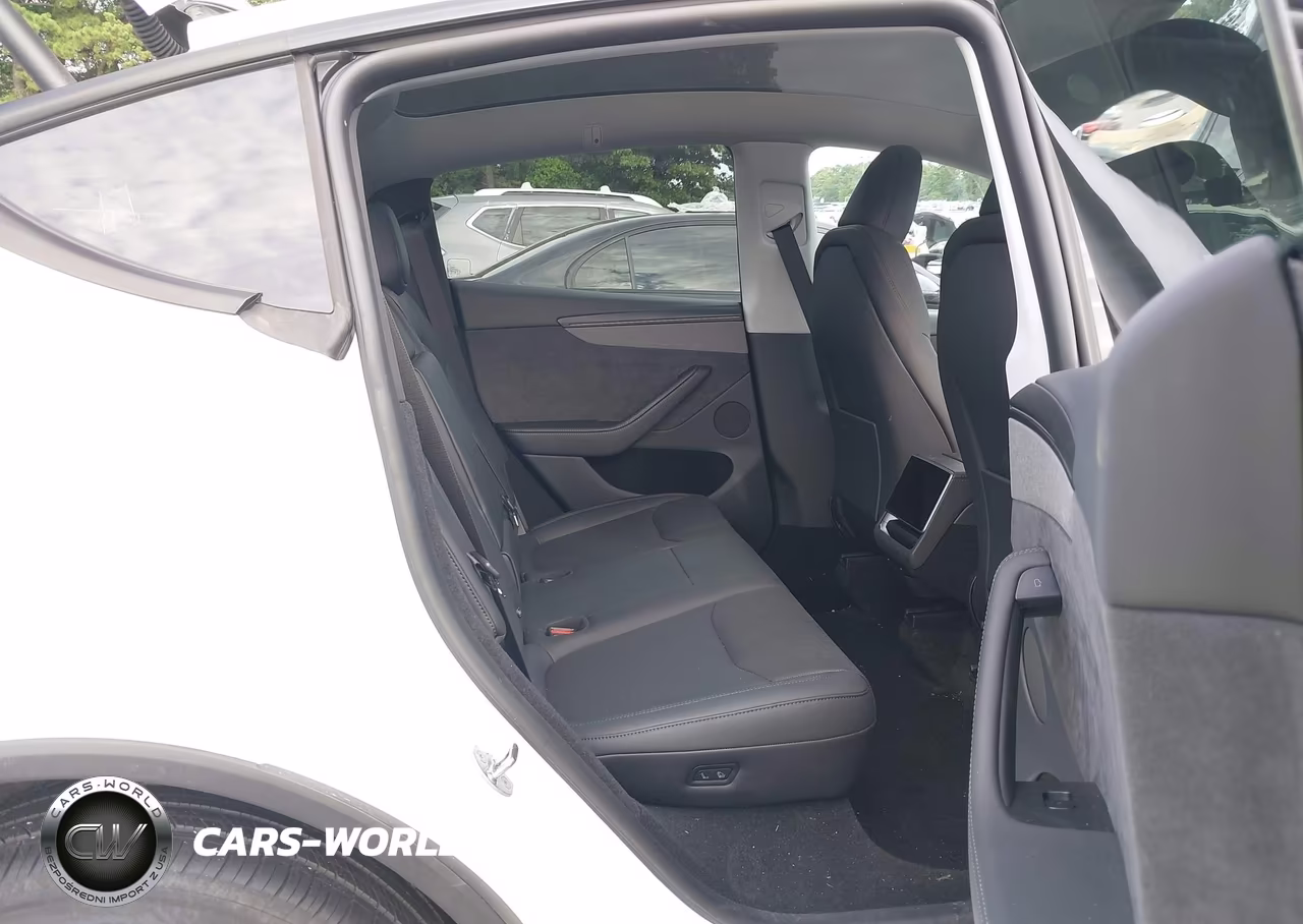 2026 Tesla Model Y All-Wheel Drive-Long Range Launch Series-Premium All-Wheel Drive VIN:7SAYGDEE2TA499917 - 8