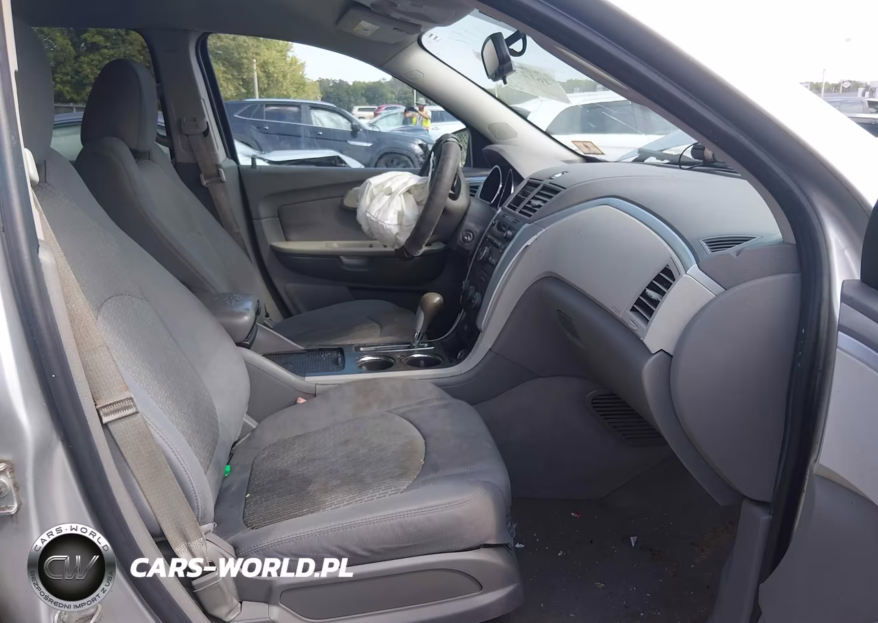 2012 Chevrolet Traverse Ls VIN:1GNKVFED0CJ278380 - 5