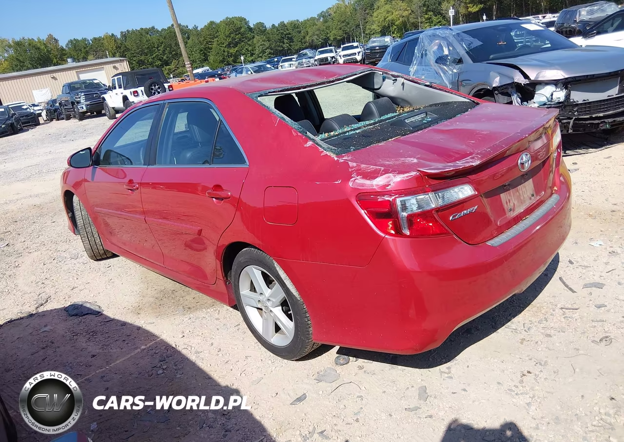 2014 Toyota Camry Se VIN:4T1BF1FK2EU755250 - 3