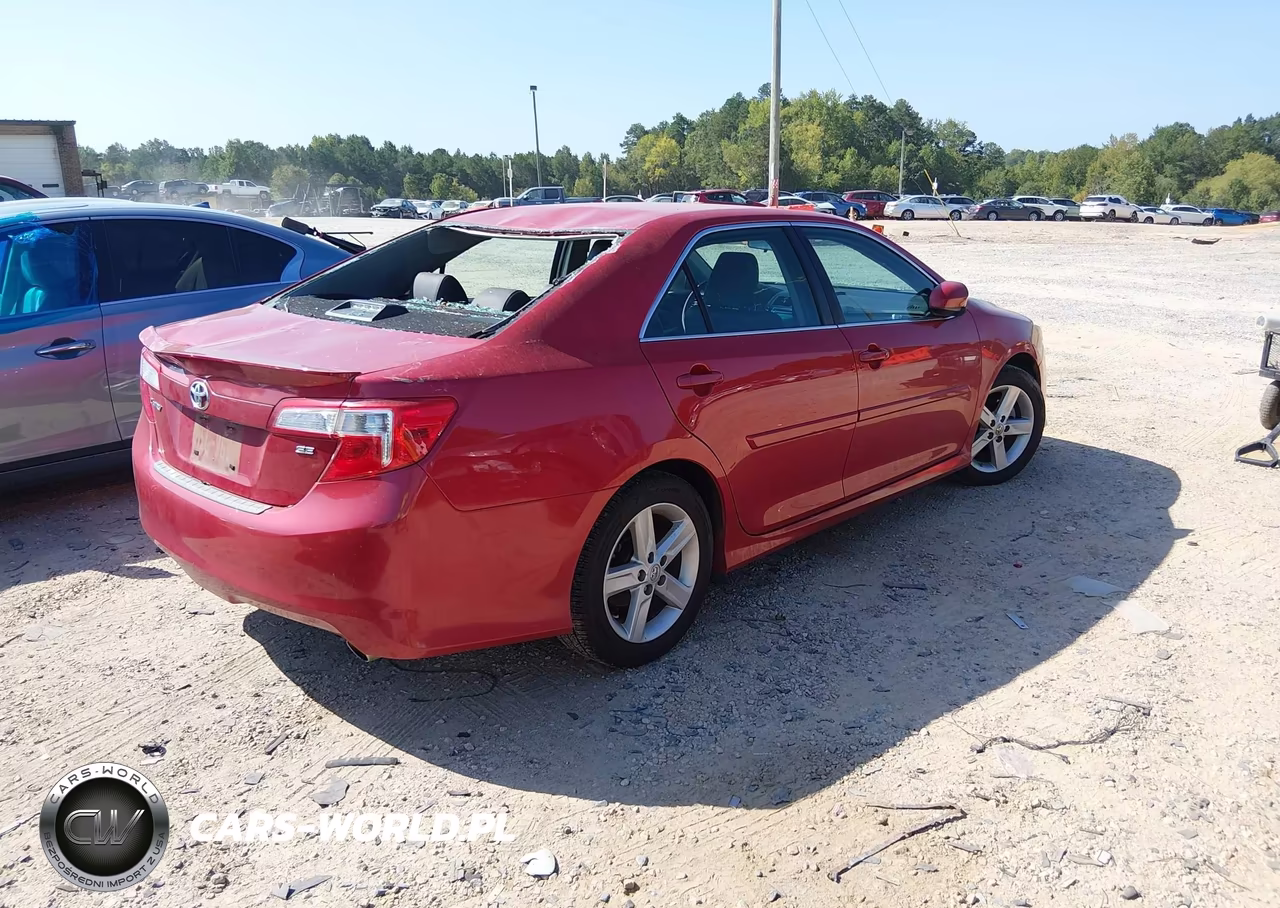 2014 Toyota Camry Se VIN:4T1BF1FK2EU755250 - 4