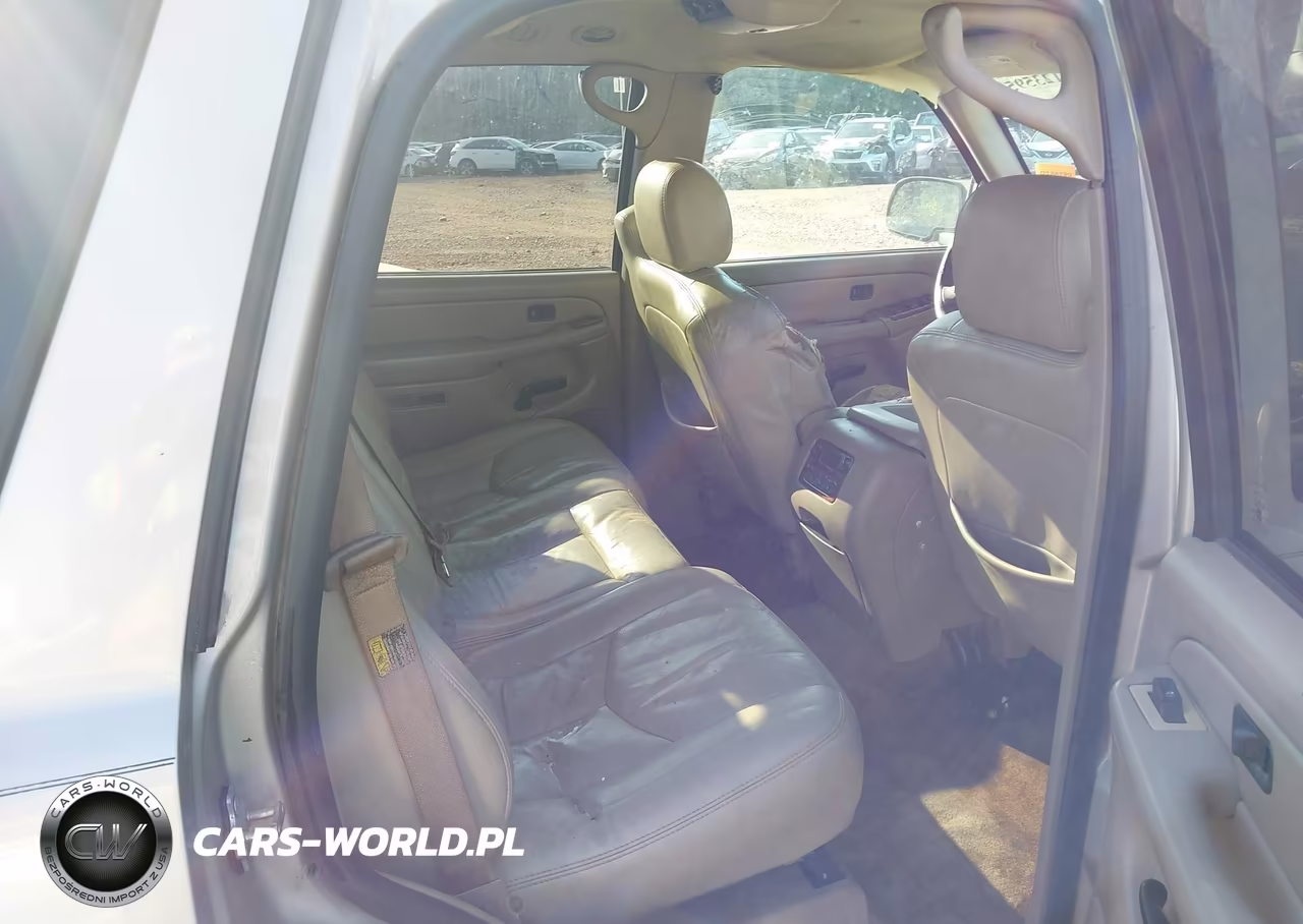 2005 Chevrolet Tahoe Ls VIN:1GNEC13T35R101634 - 8