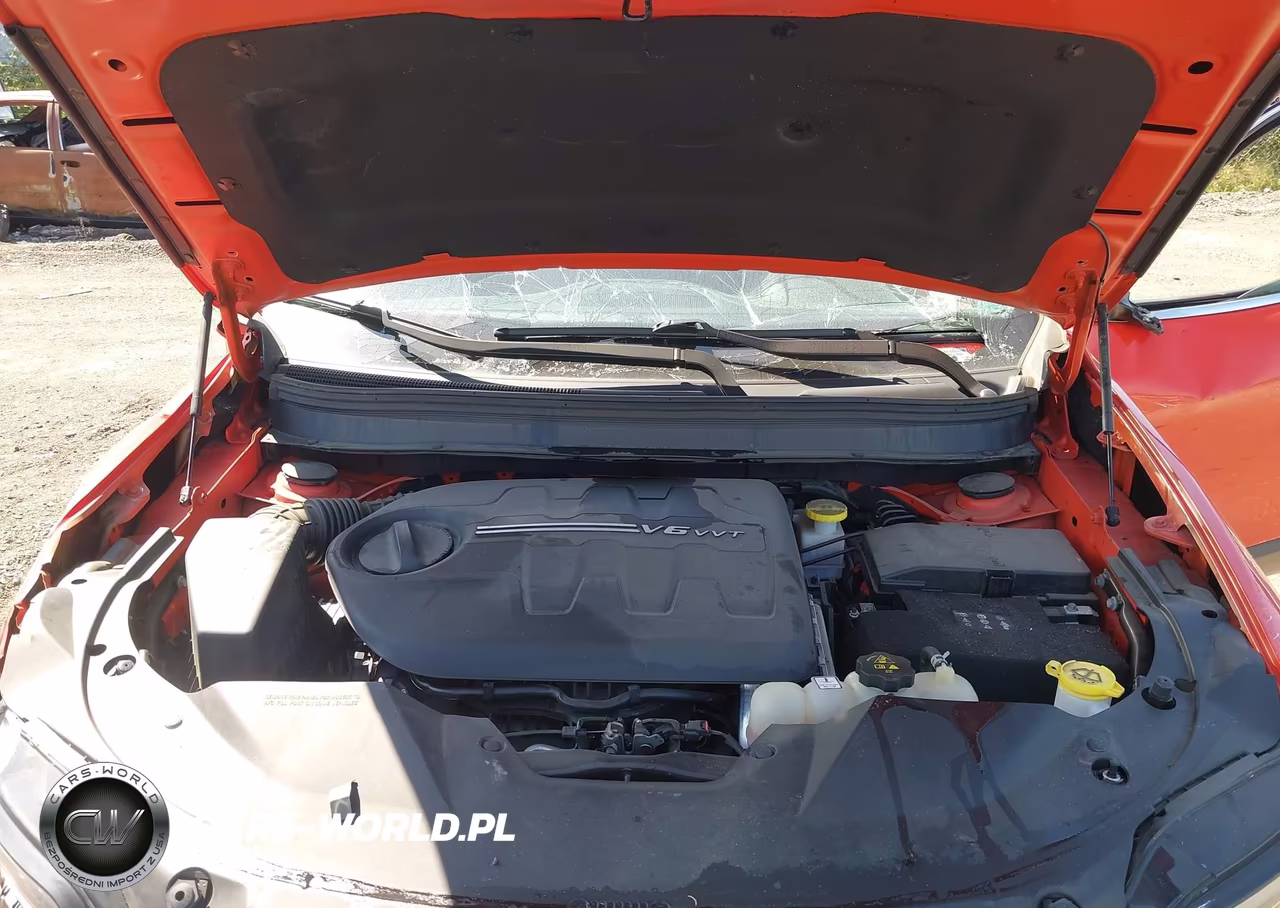 2021 Jeep Cherokee Latitude Lux 4X4 VIN:1C4PJMMX3MD115667 - 10